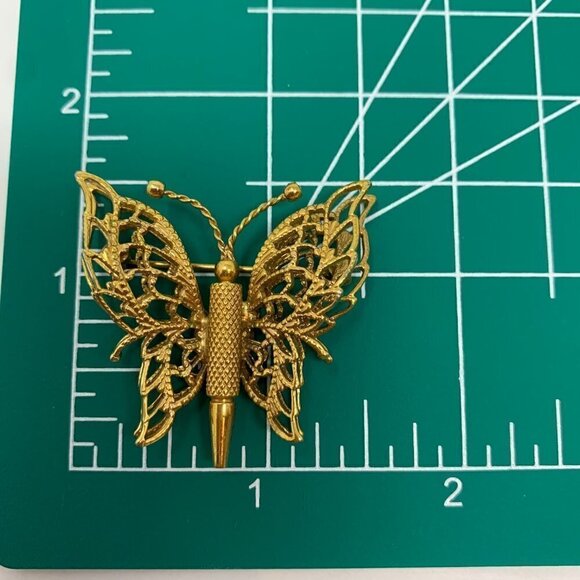 Vintage MONET Butterfly Brooch Gold Tone Double Wings Filigree Pin GrannyCore - Picture 3 of 10